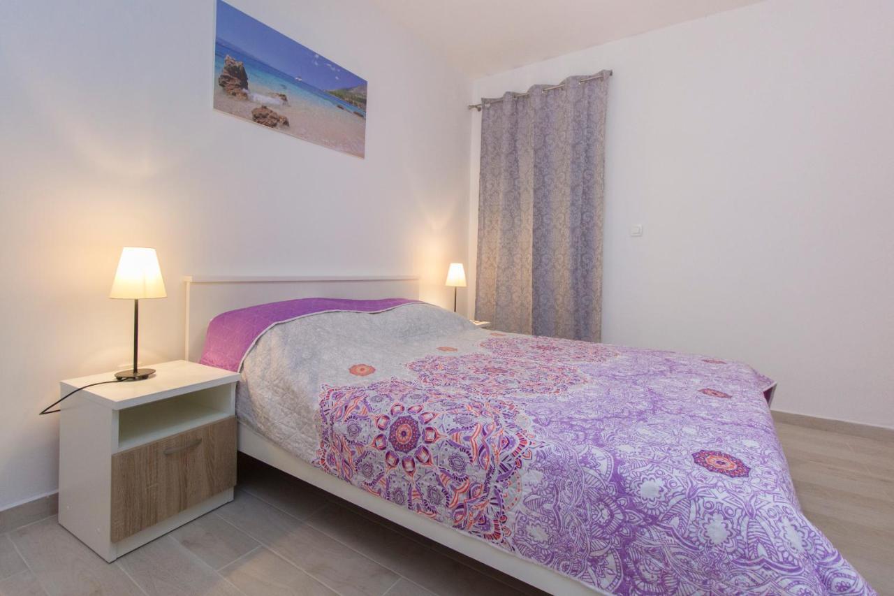 Apartmani Malis Ražanj المظهر الخارجي الصورة